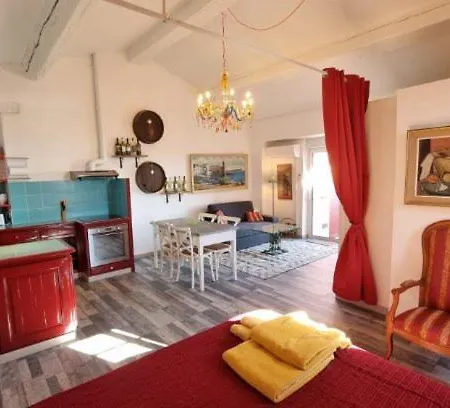 Maison Sur La Roche, Vue Exceptionnelle, Quartier Des Peintres, Calme, Clim Et Wifi, Parking Prive, Plages A Pied קוליור