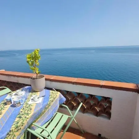 Maison Sur La Roche, Vue Exceptionnelle, Quartier Des Peintres, Calme, Clim Et Wifi, Parking Prive, Plages A Pied בית נופש *