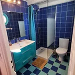 Maison Sur La Roche, Vue Exceptionnelle, Quartier Des Peintres, Calme, Clim Et Wifi, Parking Prive, Plages A Pied Nyaraló *
