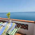 Maison Sur La Roche, Vue Exceptionnelle, Quartier Des Peintres, Calme, Clim Et Wifi, Parking Prive, Plages A Pied Nyaraló *