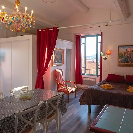 Maison Sur La Roche, Vue Exceptionnelle, Quartier Des Peintres, Calme, Clim Et Wifi, Parking Privé, Plages à Pied * Collioure