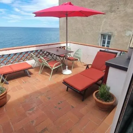 Tatil Evi Maison Sur La Roche, Vue Exceptionnelle, Quartier Des Peintres, Calme, Clim Et Wifi, Parking Prive, Plages A Pied *