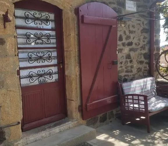 Holiday home Maison Sur La Roche, Vue Exceptionnelle, Quartier Des Peintres, Calme, Clim Et Wifi, Parking Prive, Plages A Pied *