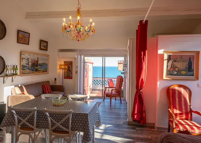 Maison Sur La Roche, Vue Exceptionnelle, Quartier Des Peintres, Calme, Clim Et Wifi, Parking Prive, Plages A Pied
