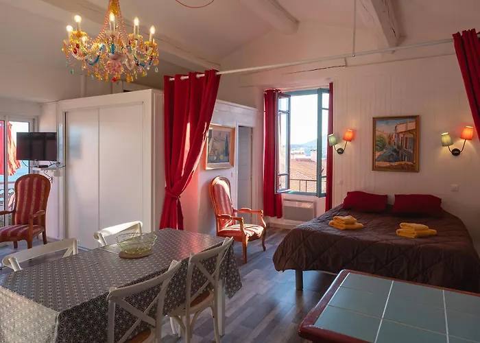 Maison Sur La Roche, Vue Exceptionnelle, Quartier Des Peintres, Calme, Clim Et Wifi, Parking Prive, Plages A Pied * Collioure