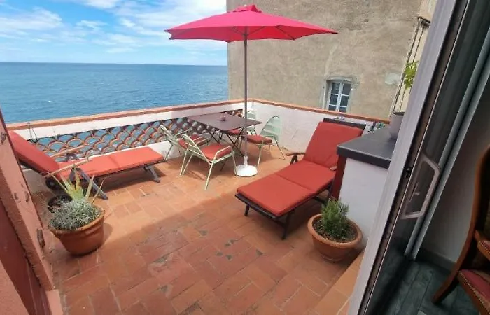 Holiday home Maison Sur La Roche, Vue Exceptionnelle, Quartier Des Peintres, Calme, Clim Et Wifi, Parking Prive, Plages A Pied *